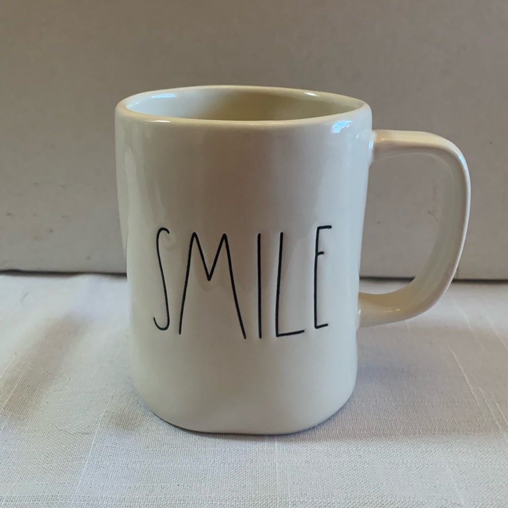 Rae Dunn Smile Mug
